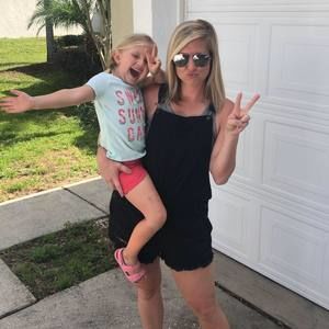 Meet your Posher, Denae